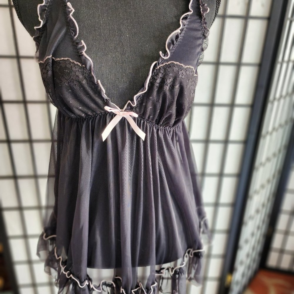 Victoria's Secret chemise, L